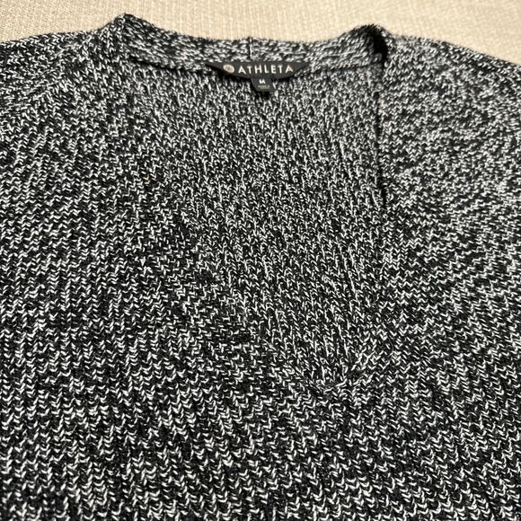 Athleta B&W Marled Knit Deep V Neck Raglan Merino Wool Sweater Side Slits Sz L - Picture 2 of 7